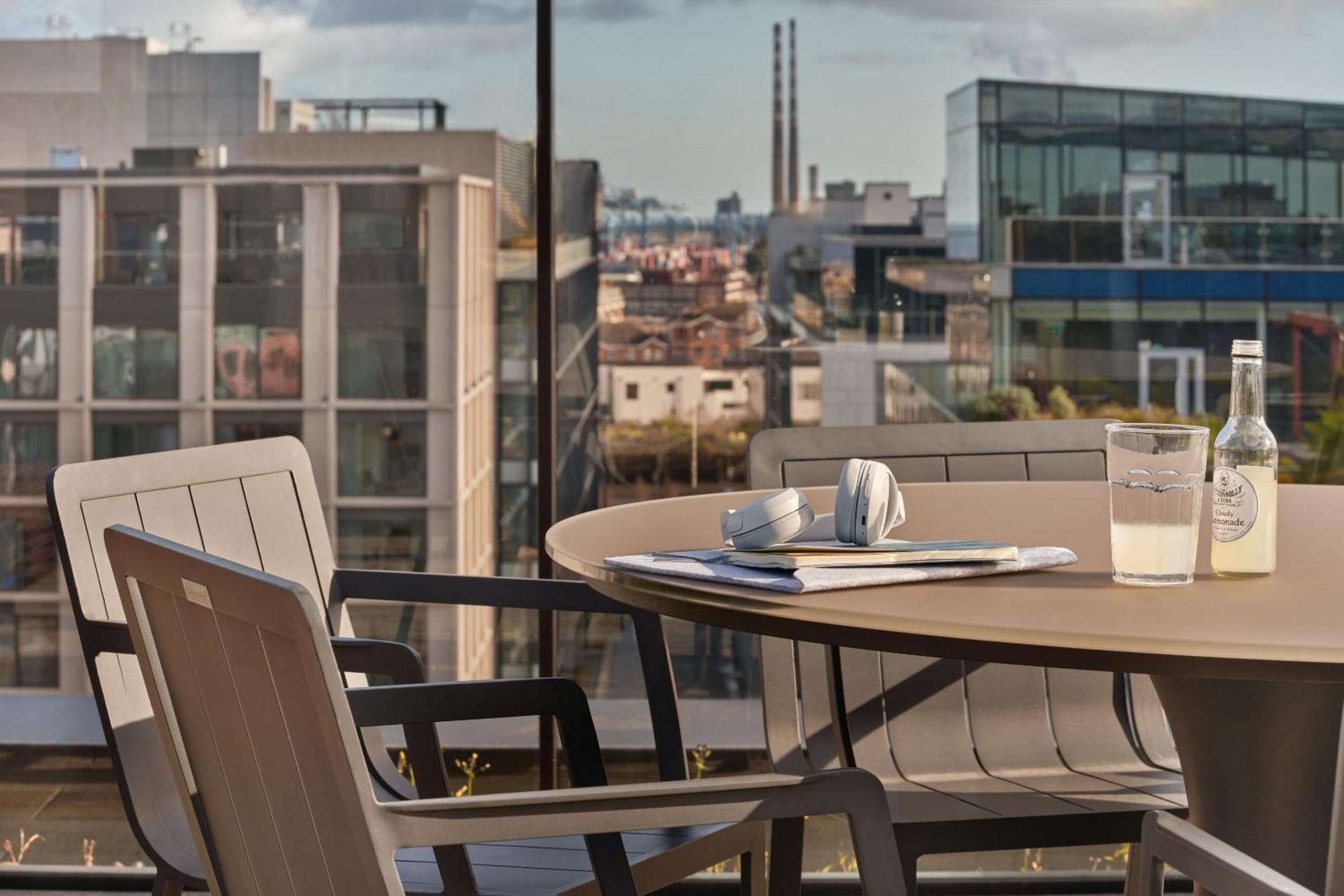 Britain Quay, Sonder Apartments By Marriott Bonvoy Dublin Eksteriør bilde